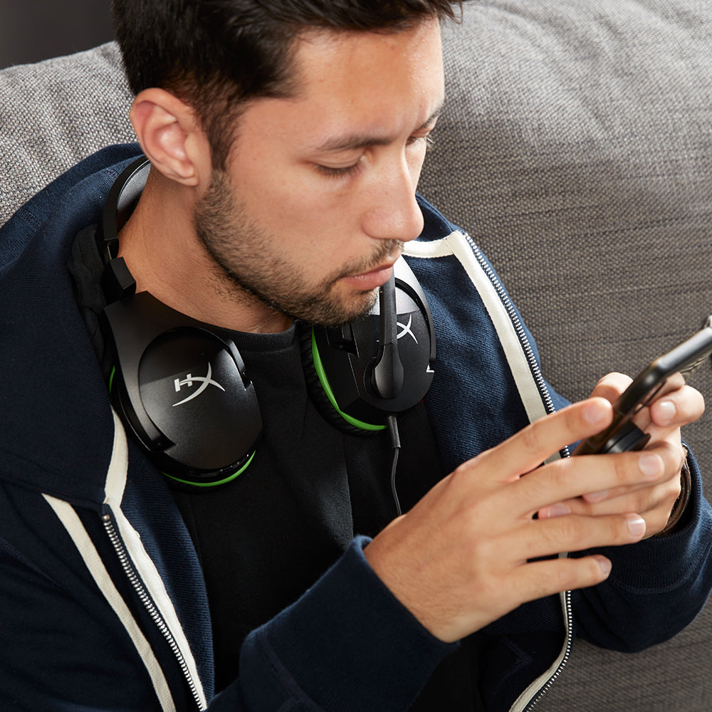 Lightweight with 90° rotating ear cups