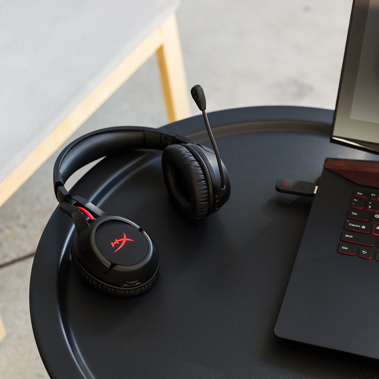 Detachable noise-cancellation microphone